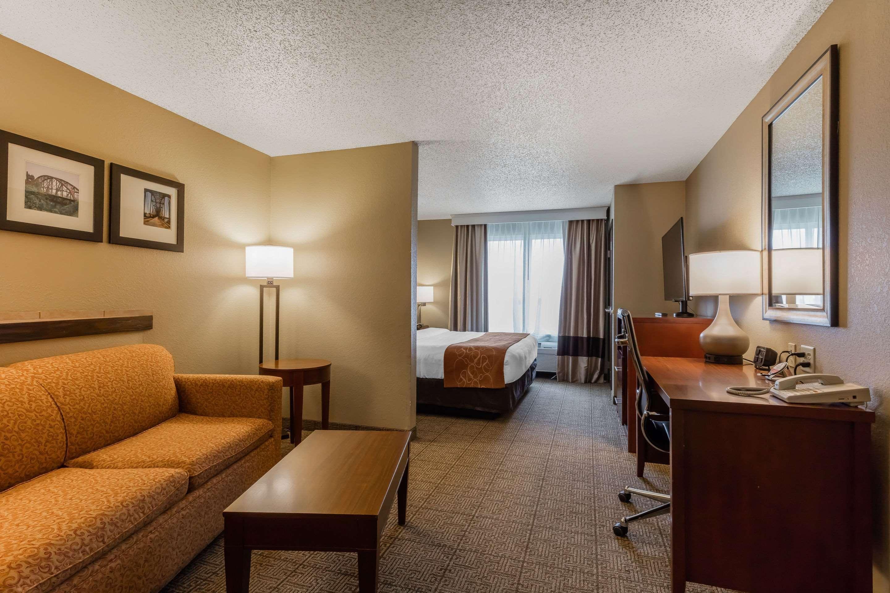 Comfort Suites Jonesboro University Area Exteriör bild